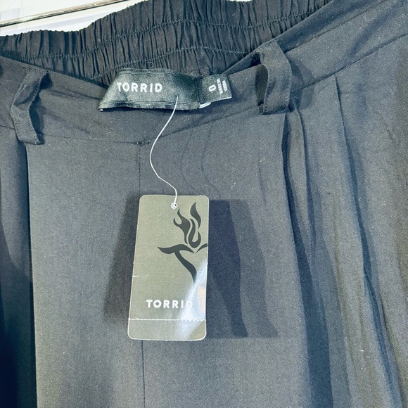 Torrid Pull On Wide Leg Washable Challis Pant New - Picture 6 of 12